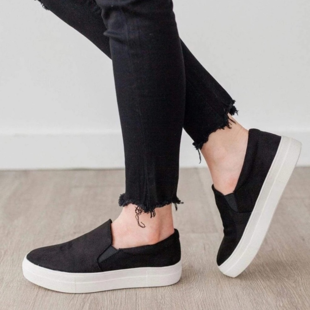 Micro suede soda black sneakers